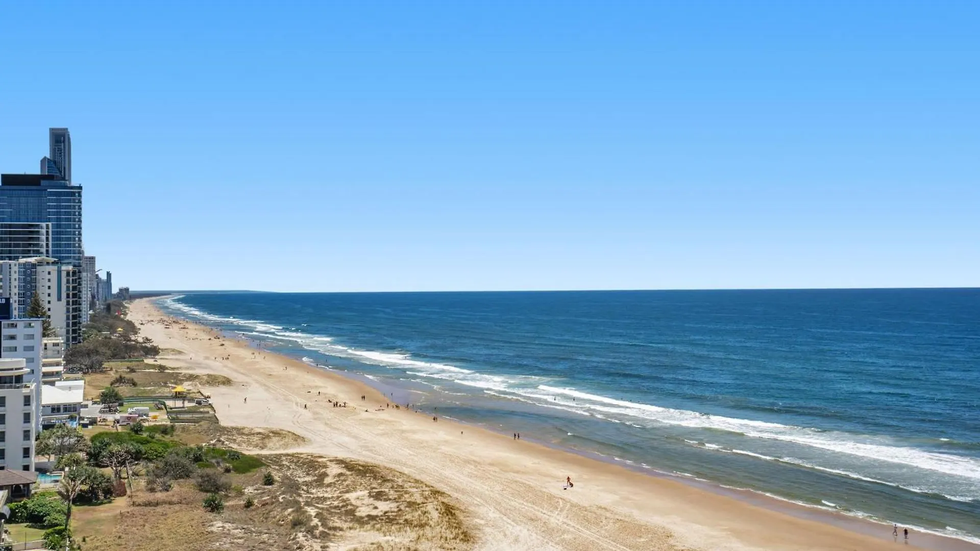 Dorchester On The Beach Gold Coast Aparthotel