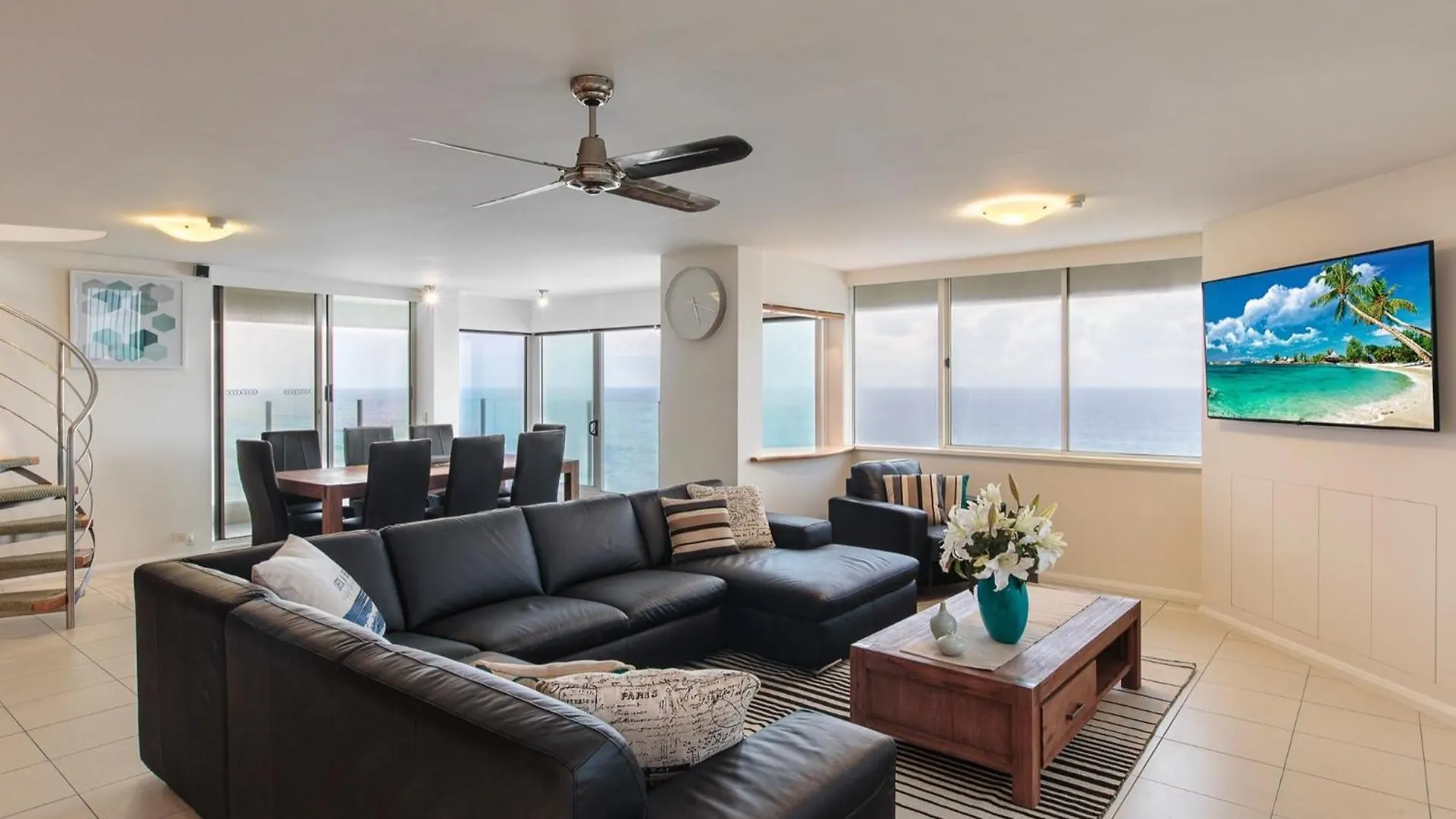 Aparthotel Dorchester On The Beach Gold Coast
